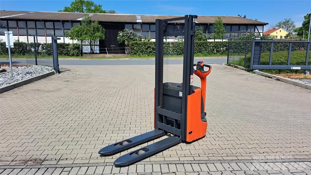 Linde L12- BR1172 手推堆垛车