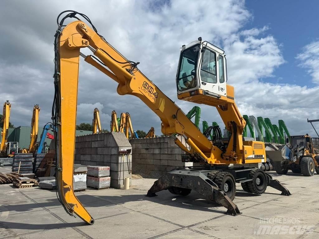 Liebherr A 904 工业挖掘机