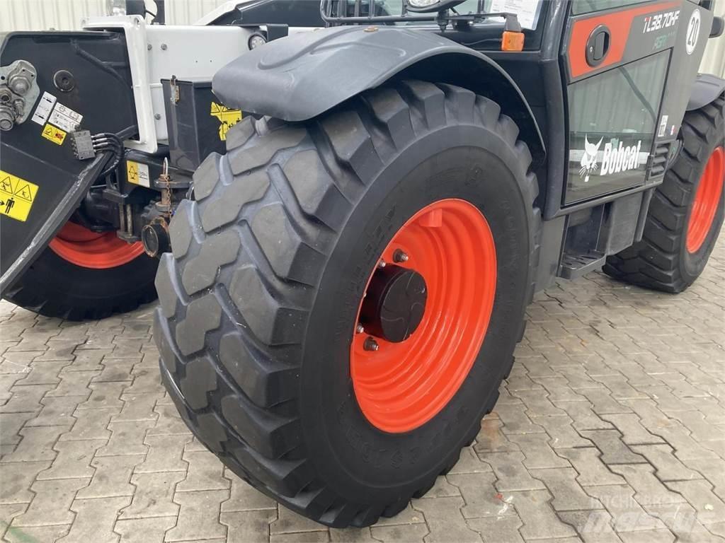 Bobcat TL 38.70 HF 电动叉车