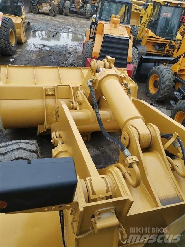 CAT 966G 轮式装载机
