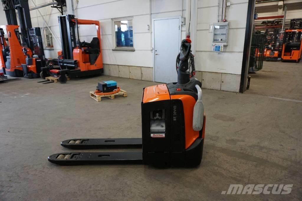 Toyota LPE220 电动搬运车