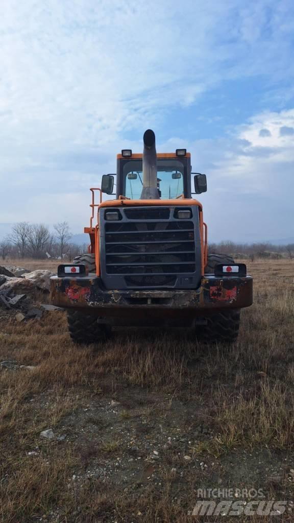 Doosan DL 300 轮式装载机