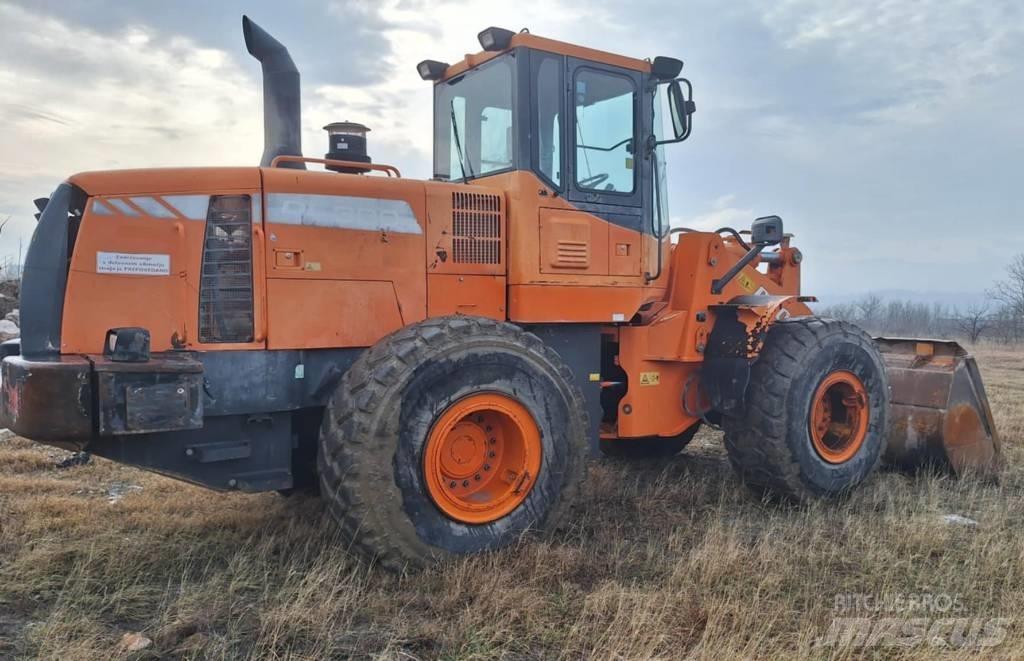 Doosan DL 300 轮式装载机