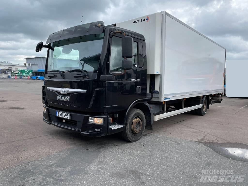 MAN TGL 12.220 BL 冷藏车
