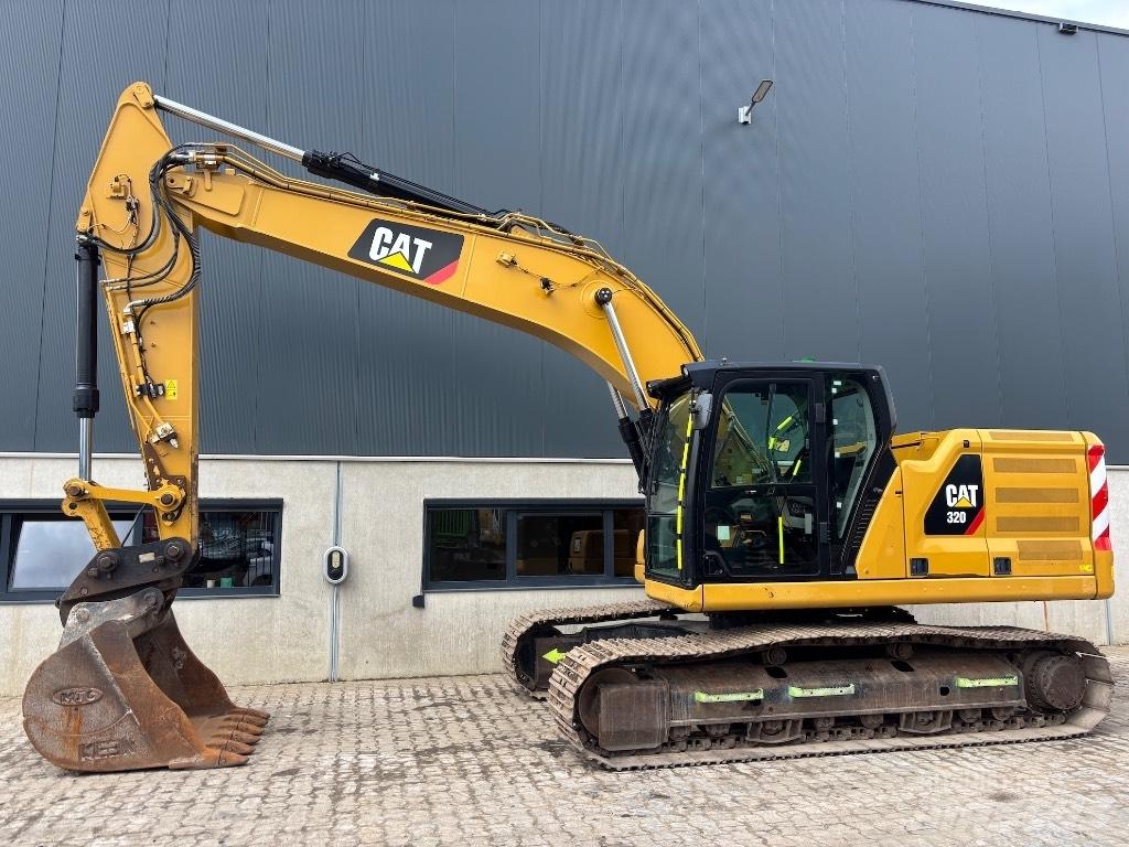 CAT 320 履带挖掘机