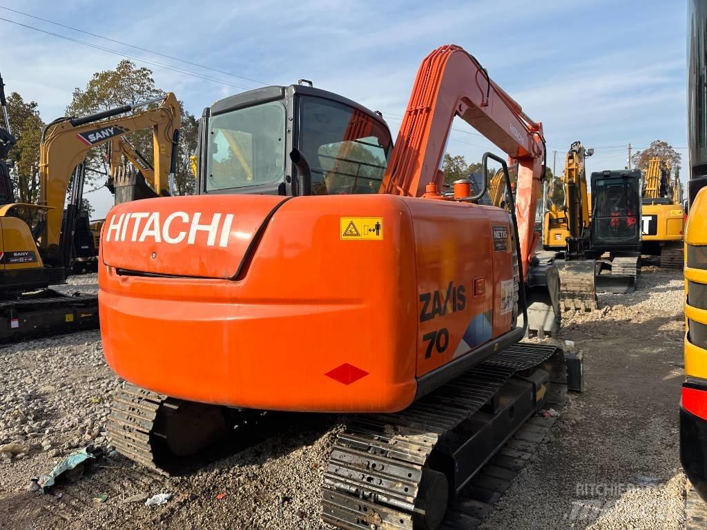 Hitachi ZX 70 小型挖掘机