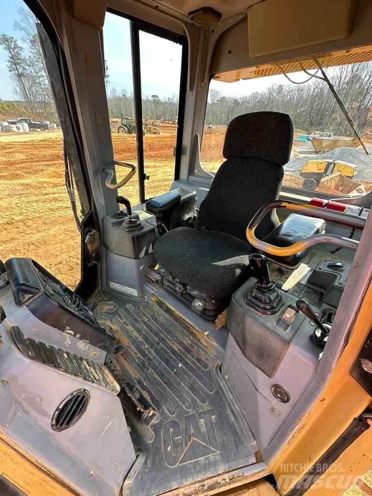 CAT D 5 G LGP 履带式推土机