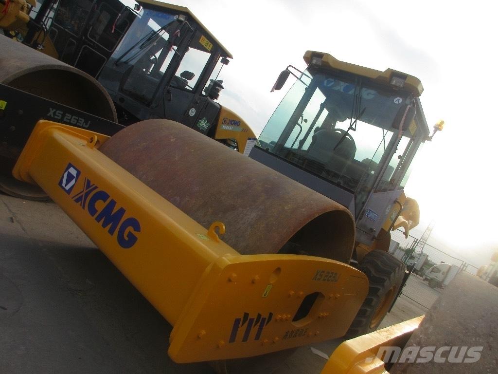 XCMG XS 263 J 单轮压路机