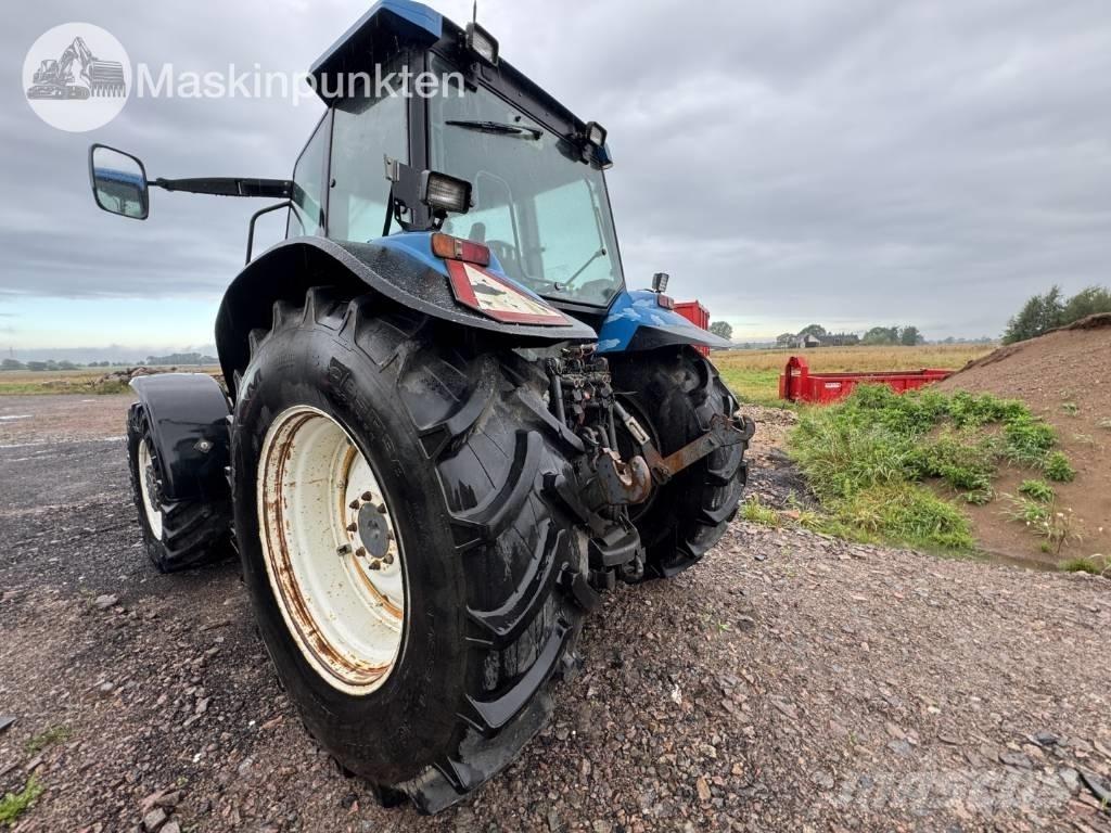 New Holland 8560 拖拉机/农用车