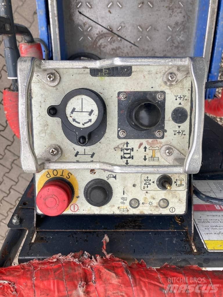 Aichi SV08 剪叉式升降机
