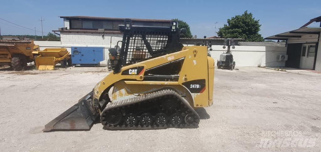 CAT 247 B 3 滑移装载机