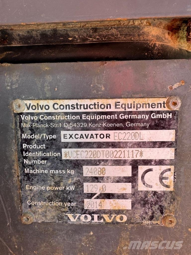 Volvo EC 220 DL 履带挖掘机