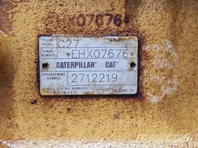CAT C27 发动机