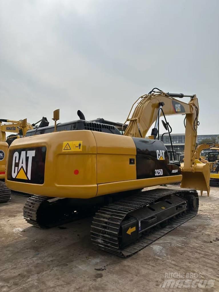 CAT 325 D 履带挖掘机