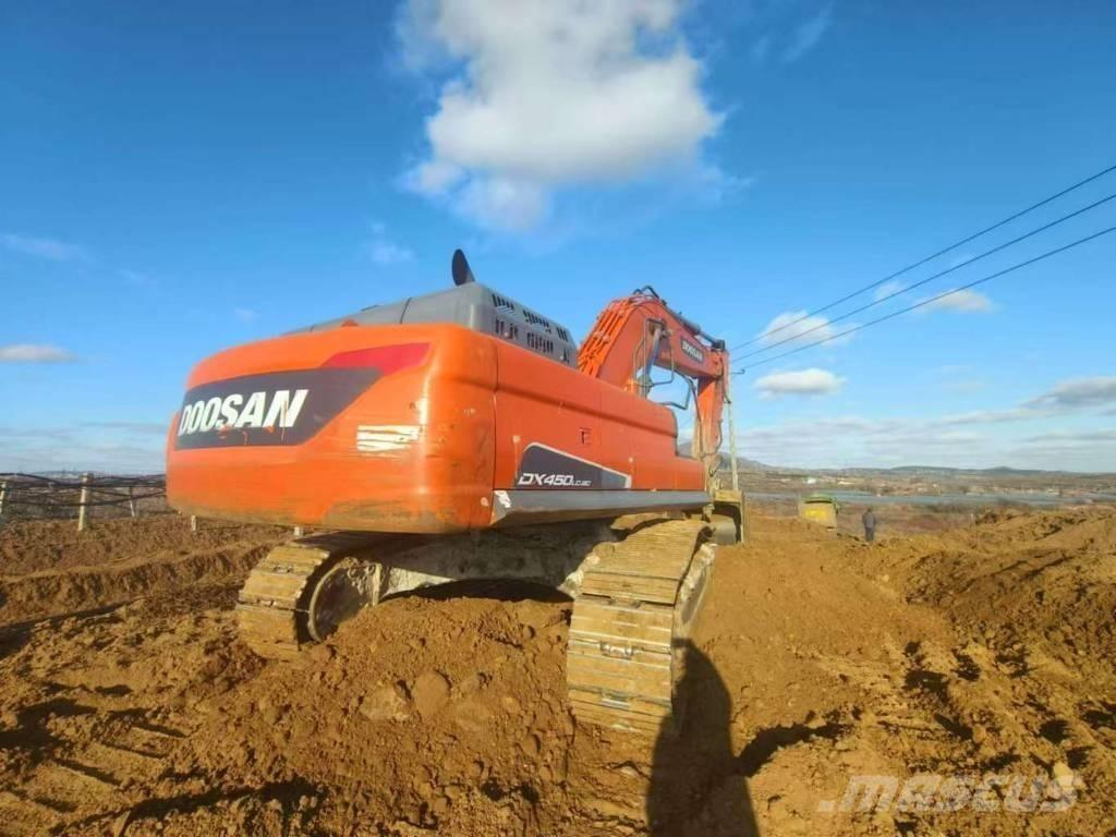 Doosan DX 450 LC-9 水陆两栖挖掘机