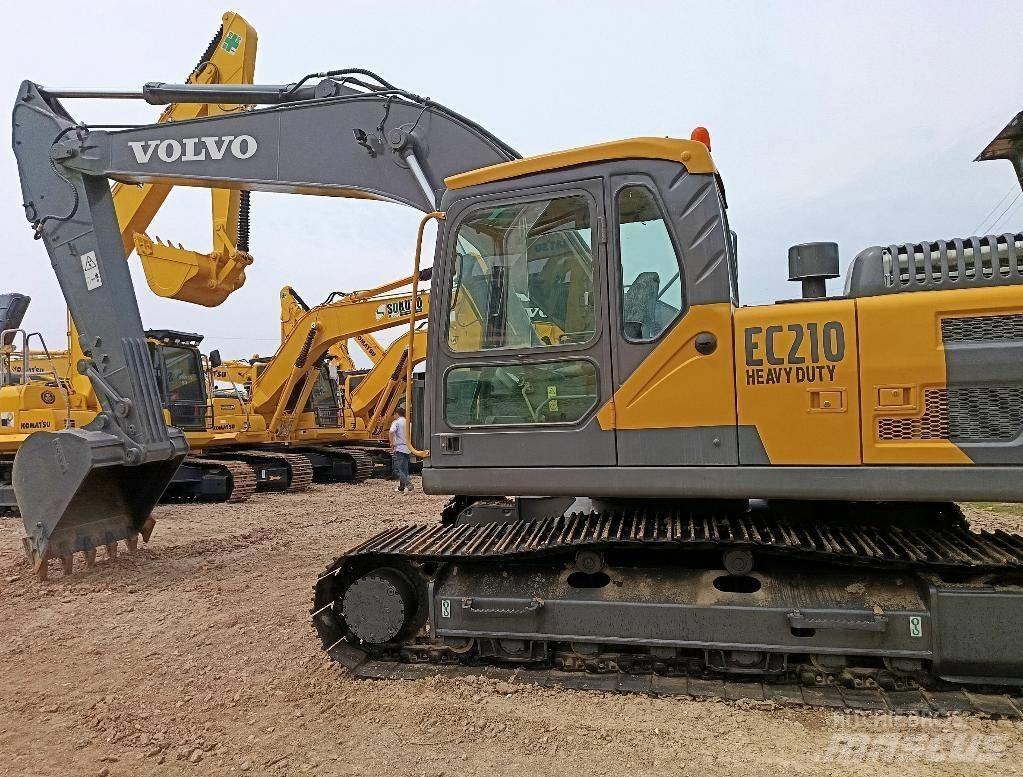 Volvo EC 210 履带挖掘机