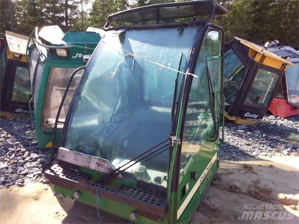 John Deere 1470d 驾驶室与内部