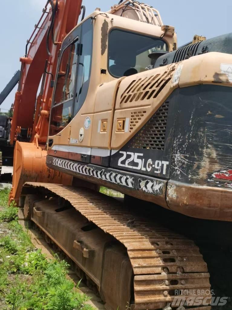 Hyundai 225lc-9t 履带挖掘机