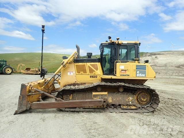 Komatsu D65PX-18 履带式推土机