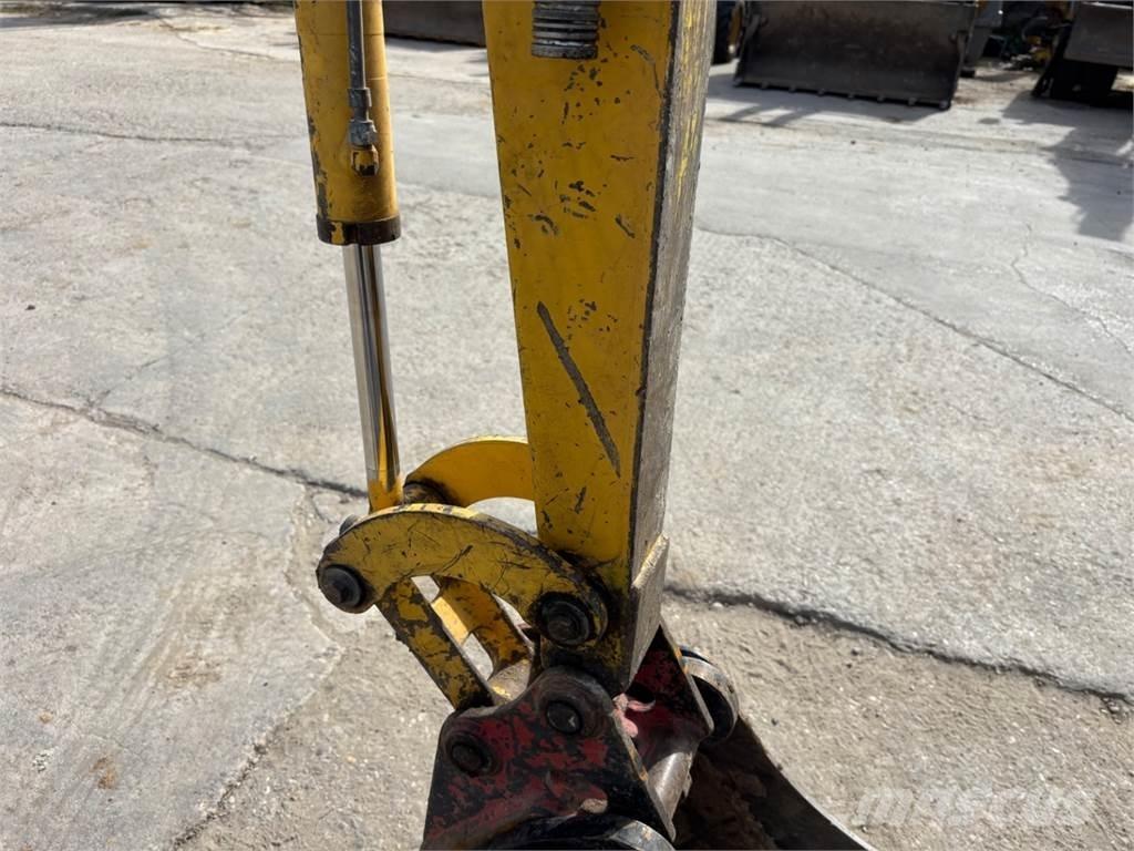Komatsu PC18MR-3 建筑机械-其他