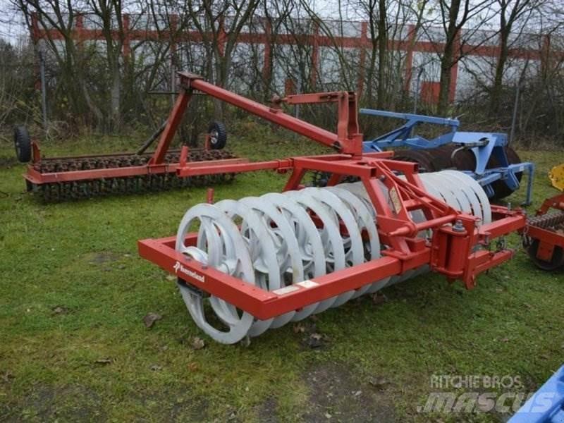 Kverneland 900/14 其他压路机