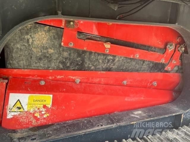 Sandvik QJ 341 移动式破碎机