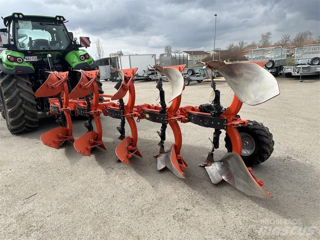Kubota RV3005V Demo 双向犁