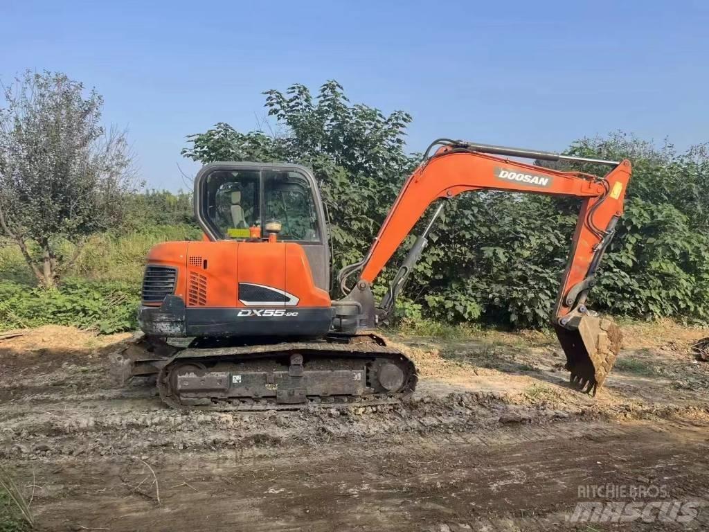 Doosan DX 55 小型挖掘机