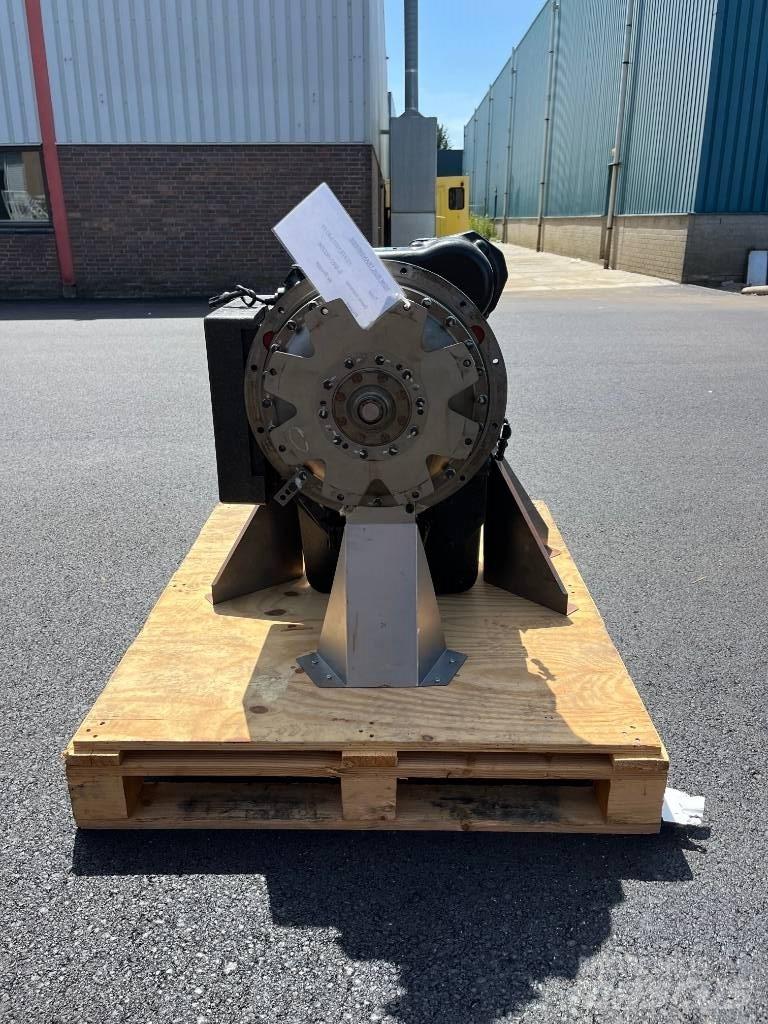  DANA 13.9TE10313-40 传动装置