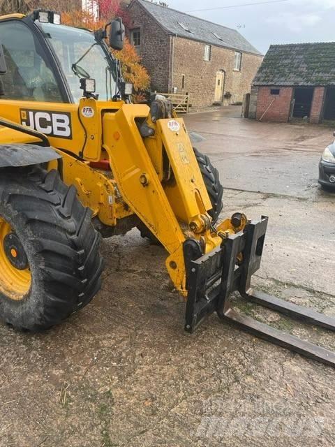 JCB 538-60 电动叉车