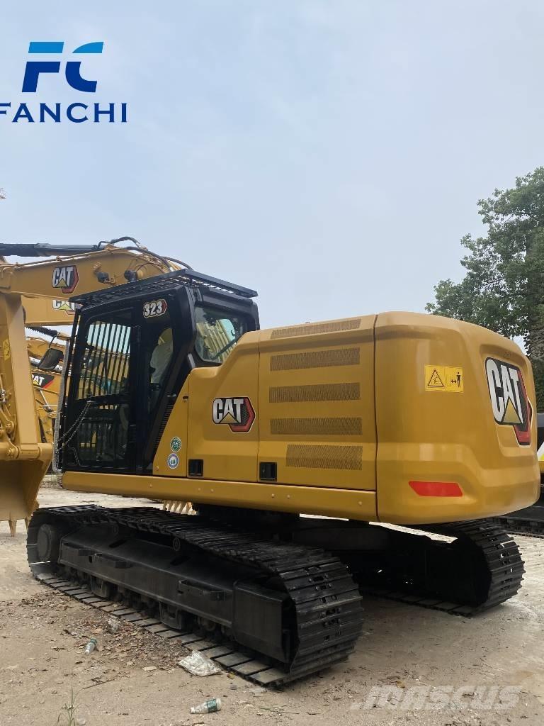 CAT 323 履带挖掘机