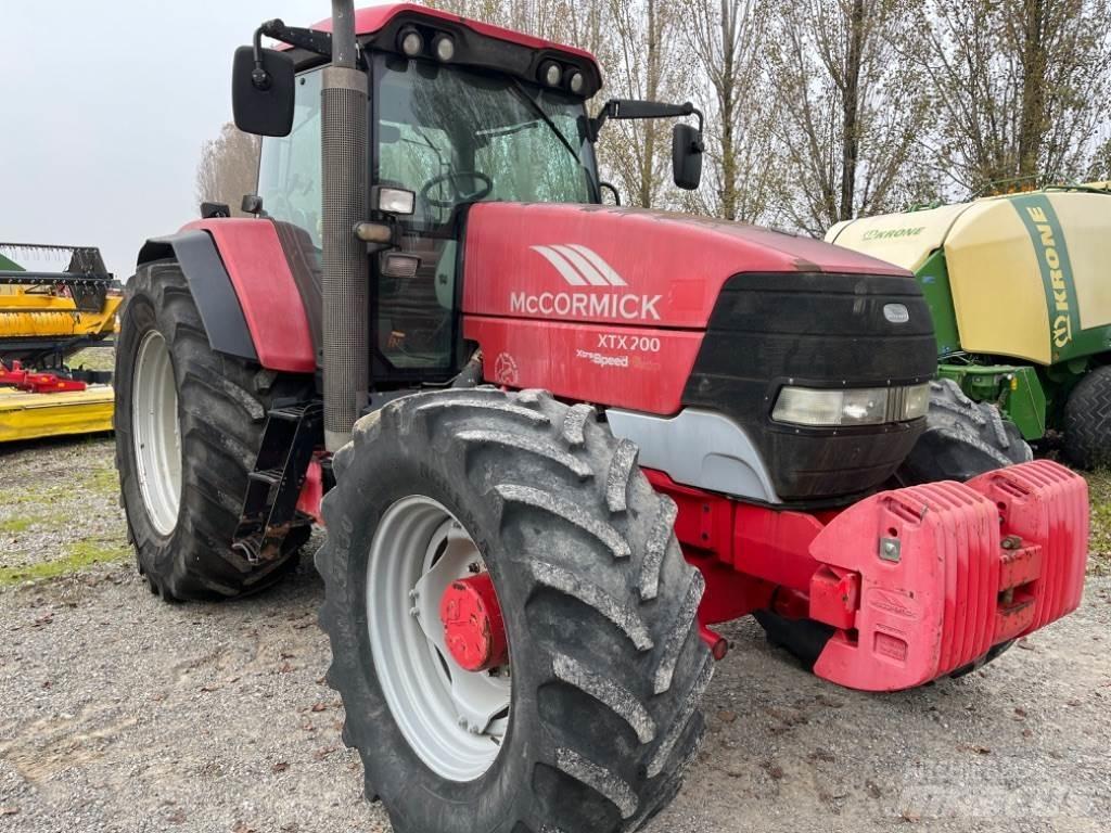 McCormick XTX 200 拖拉机/农用车