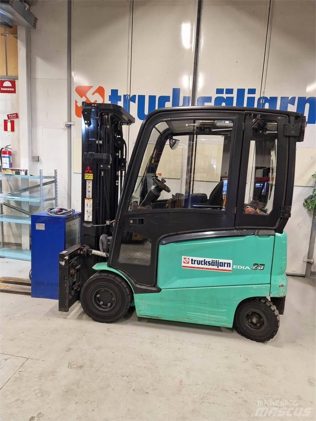 Mitsubishi FB25CN 电动叉车