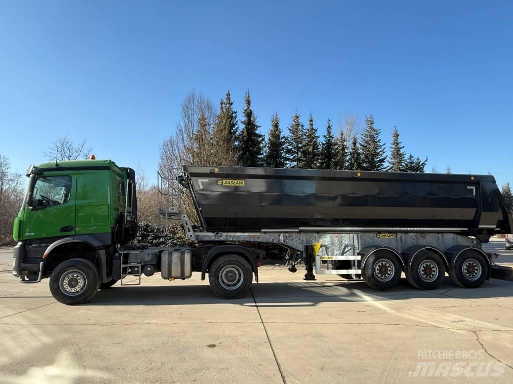 Mercedes-Benz Arocs 牵引车