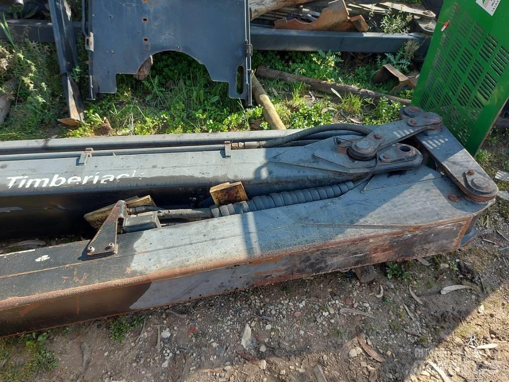 Loglift 210 货运起重机