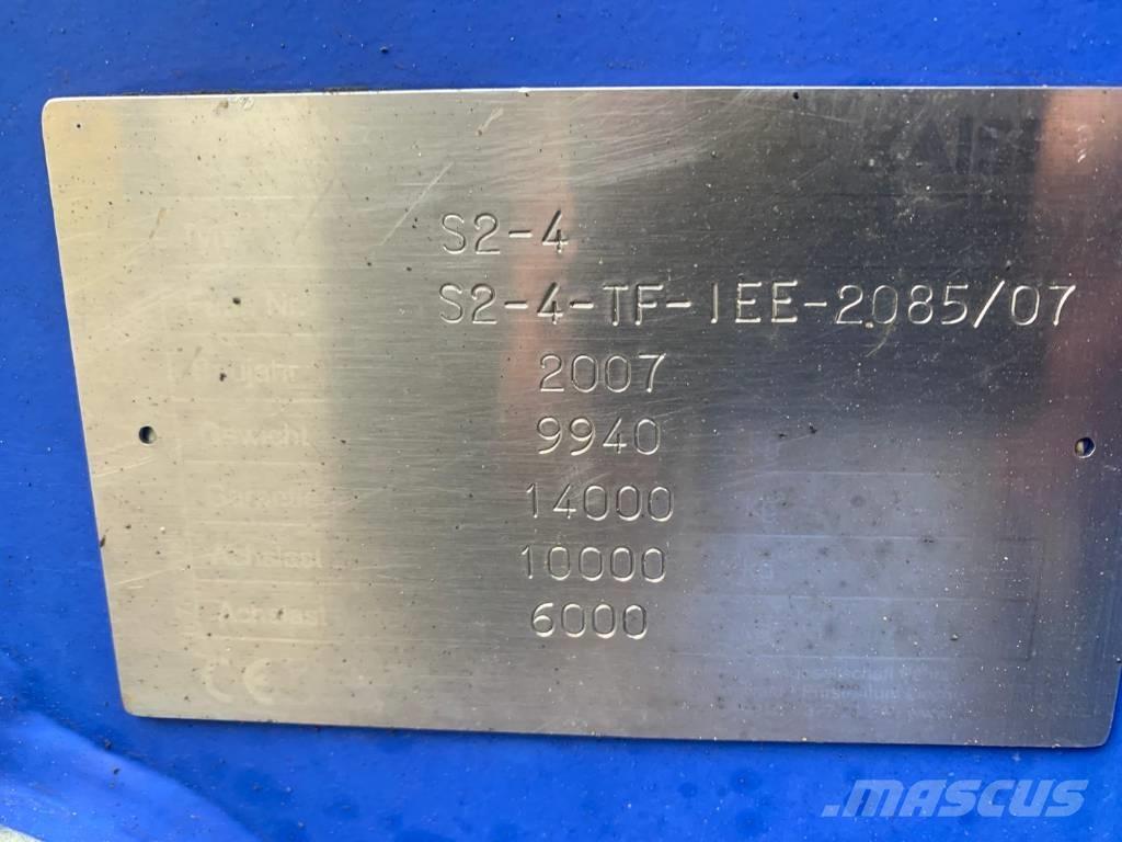 Kaiser S2-4 轮式挖掘机