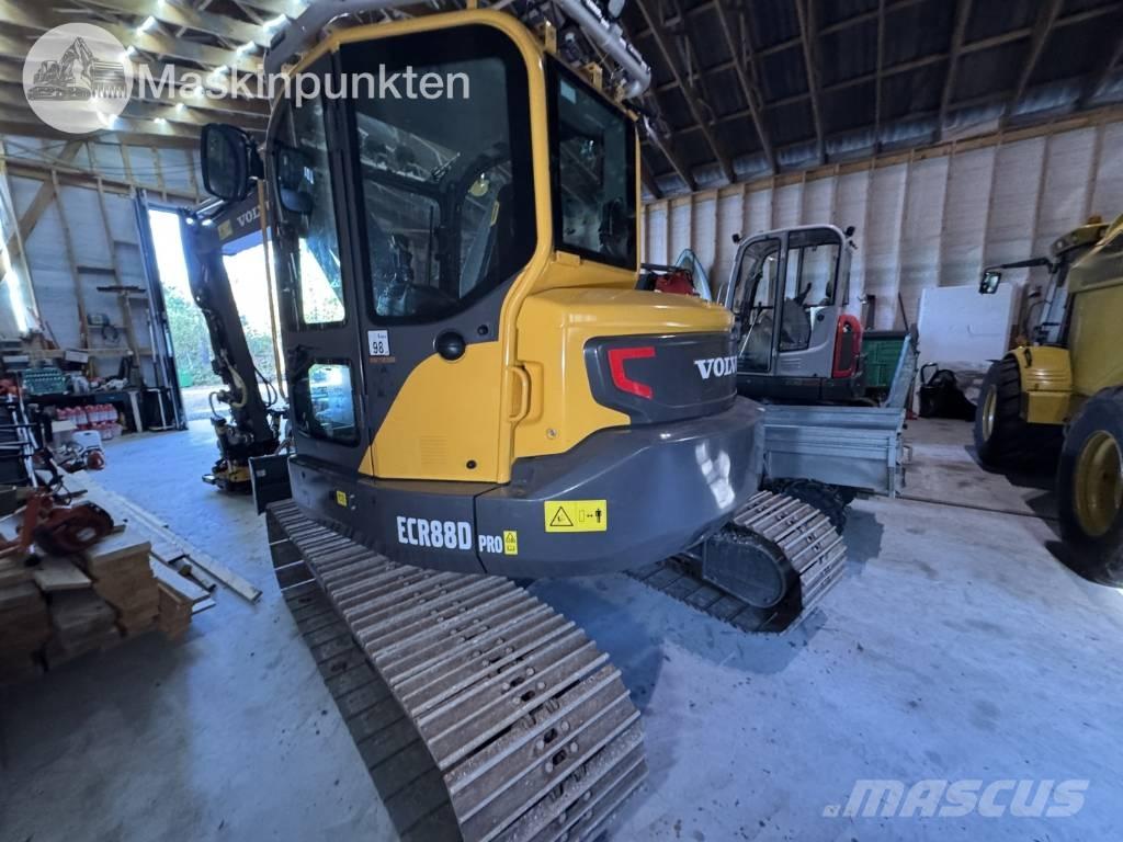 Volvo ECR 88 D 中型挖掘机
