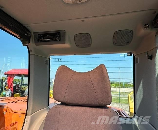 Doosan DX 235 LCR 履带挖掘机