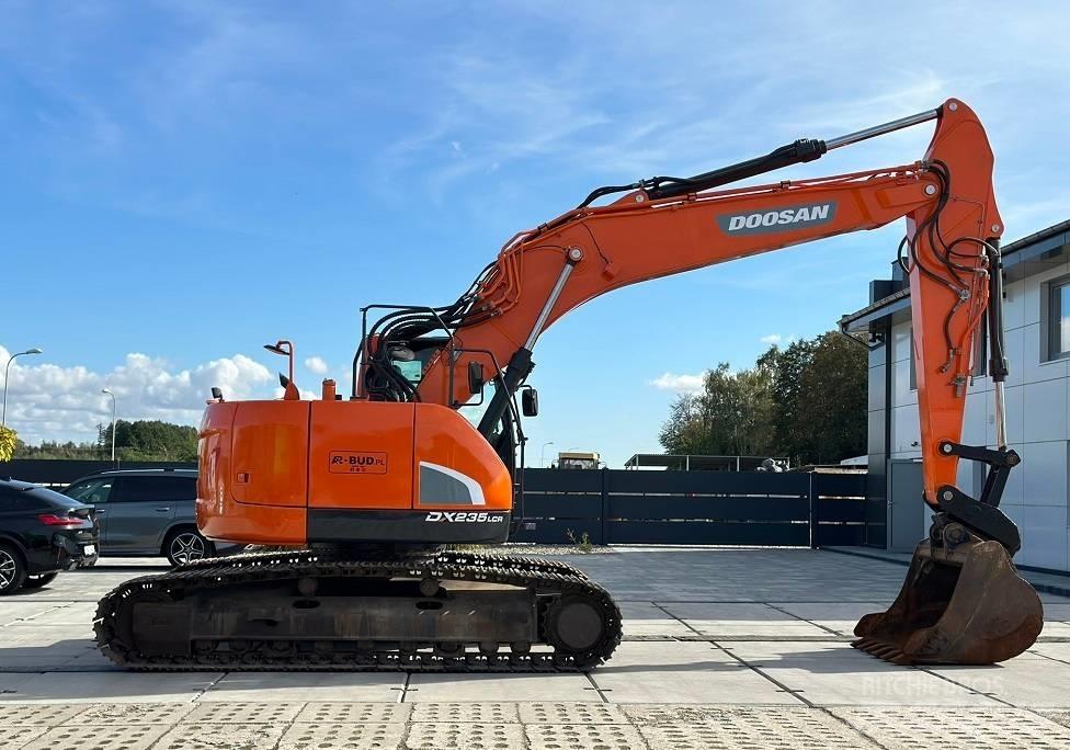 Doosan DX 235 LCR 履带挖掘机