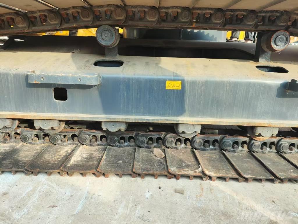 Kobelco SK200D 履带挖掘机