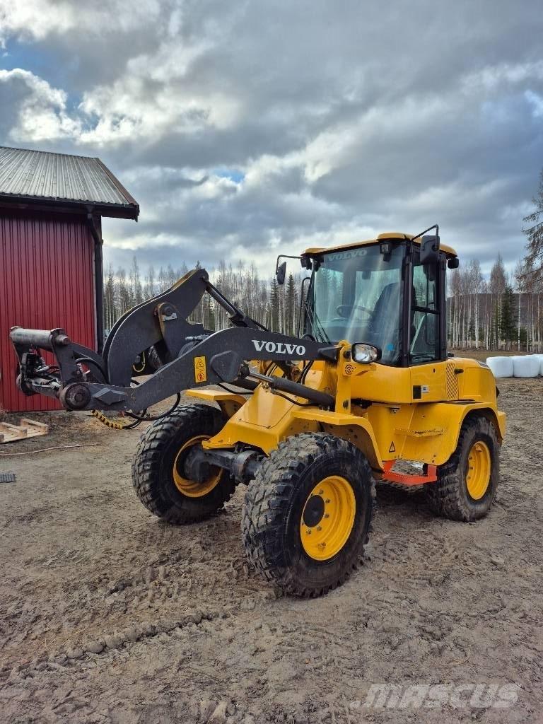 Volvo L 30 G 轮式装载机
