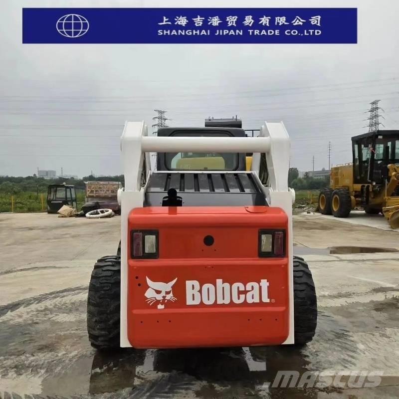 Bobcat S 330 滑移装载机