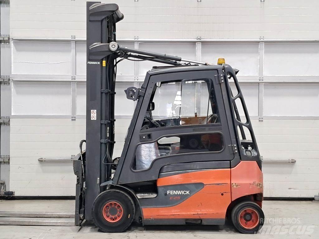 Linde E25-01 电动叉车