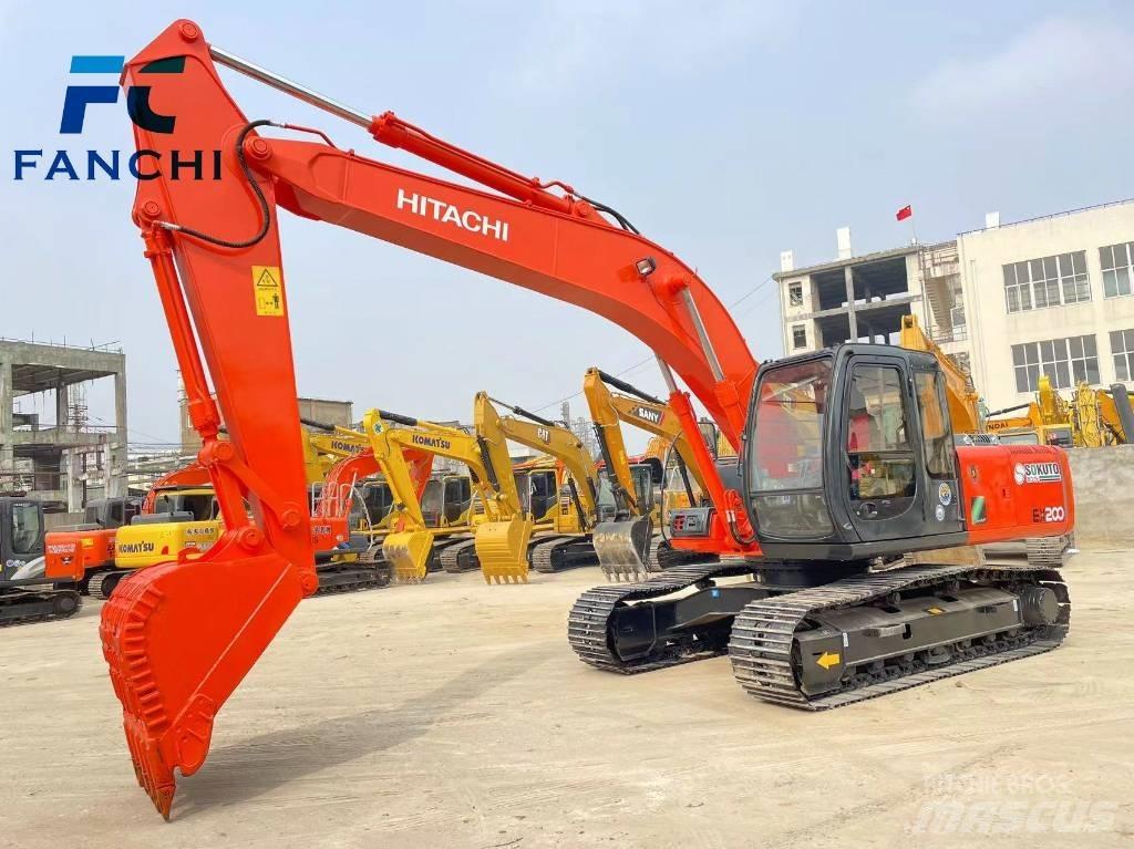 Hitachi EX 200 履带挖掘机