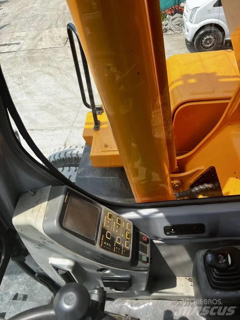 Hyundai 210W-7 轮式挖掘机