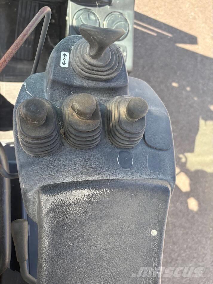 Toyota 02-8 FDF 25 柴油叉车