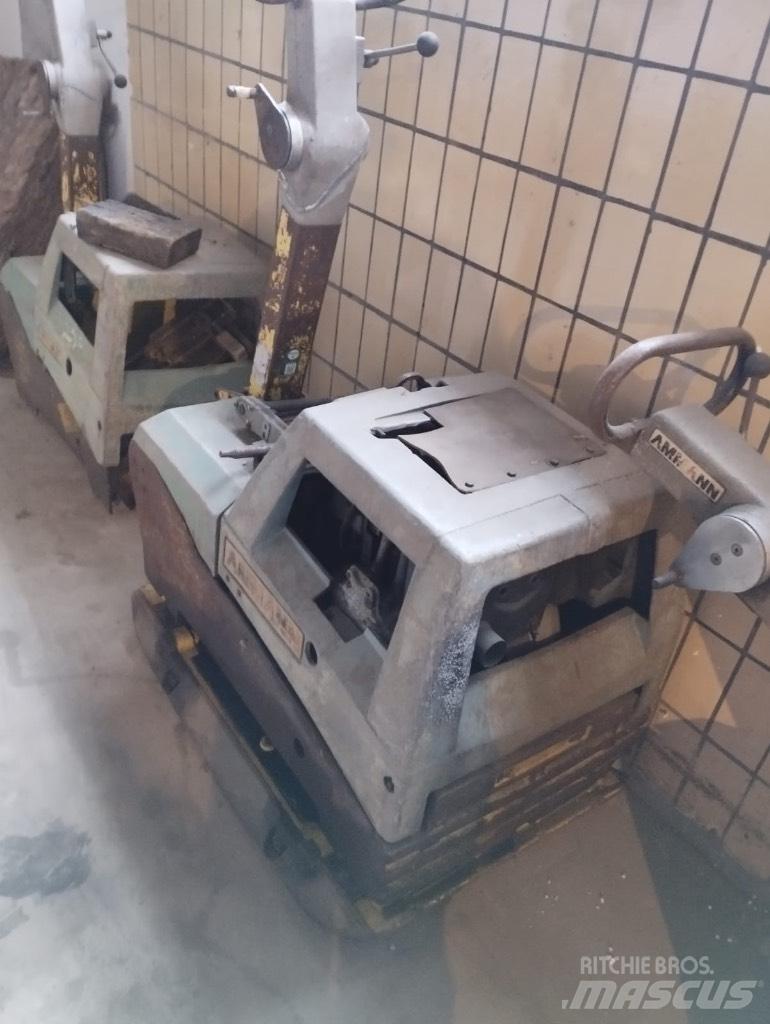 Ammann AVH 8020 平板夯