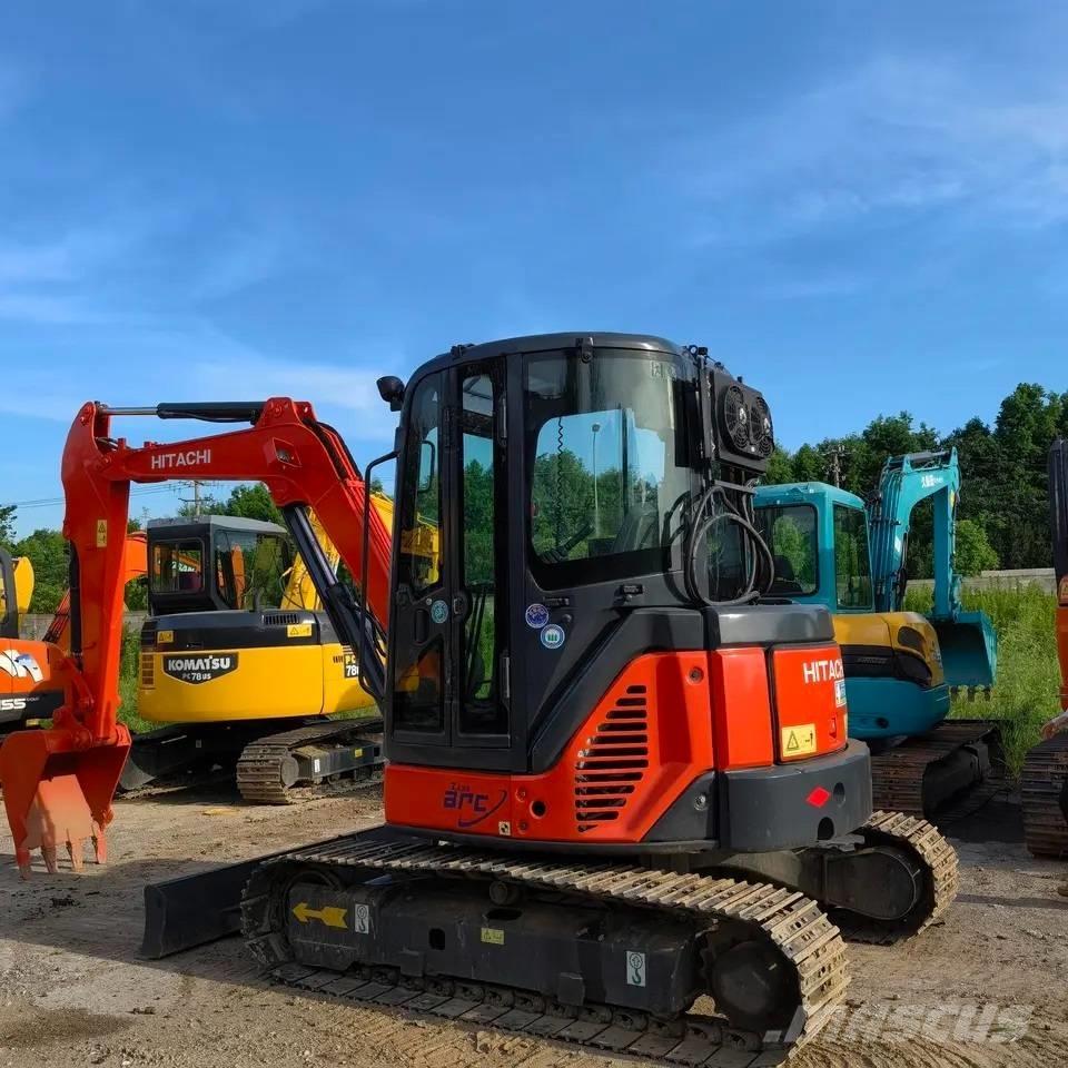 Hitachi ZX30 小型挖掘机