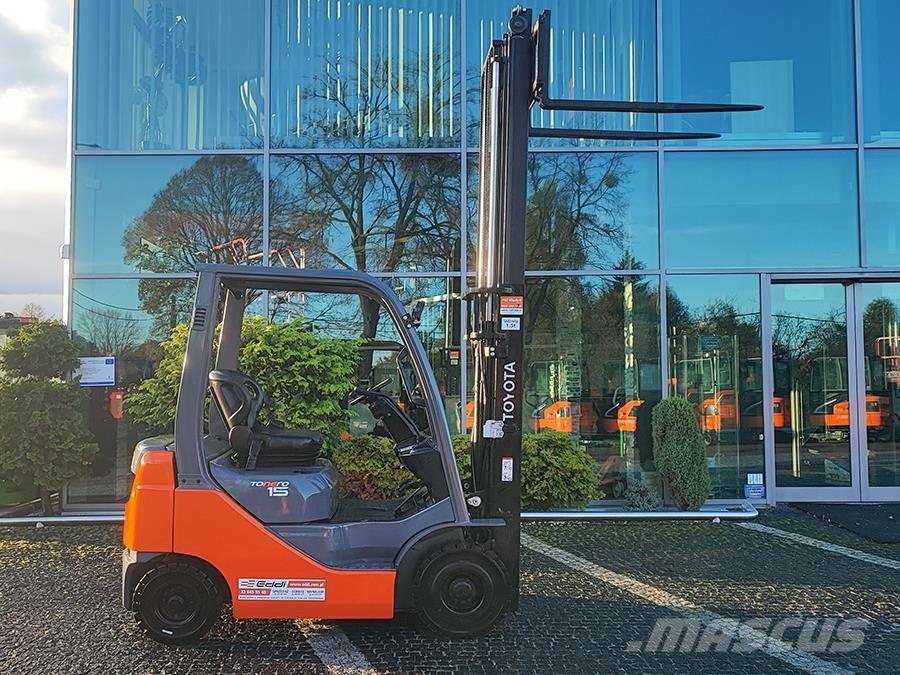 Toyota 02-8FDF15 柴油叉车