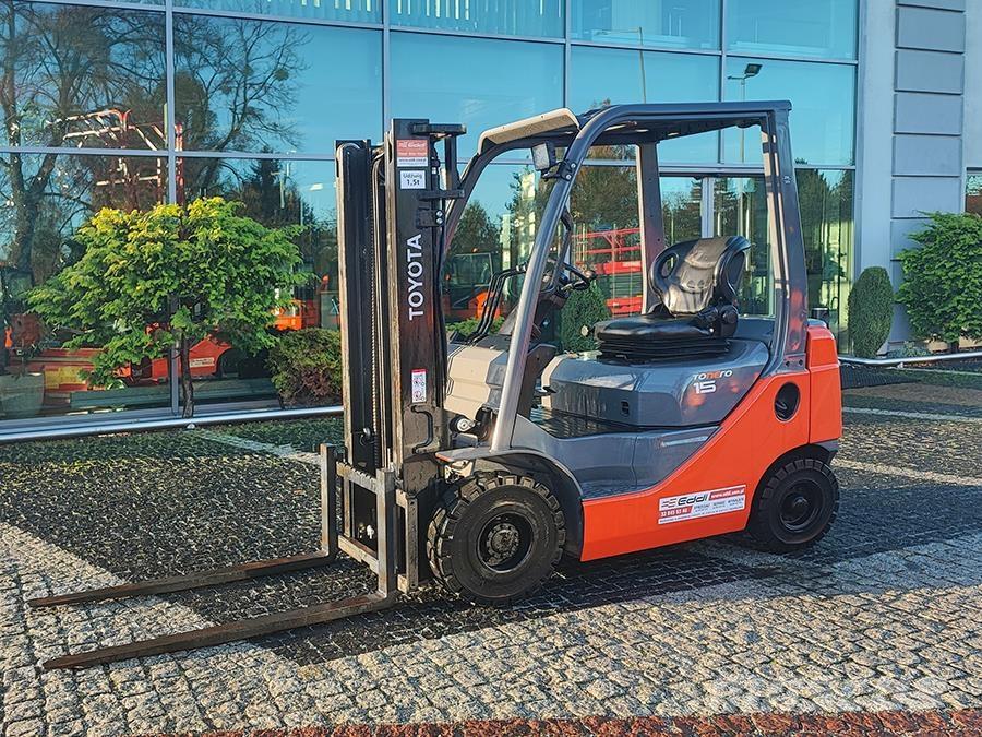 Toyota 02-8FDF15 柴油叉车